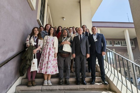 Group photo.